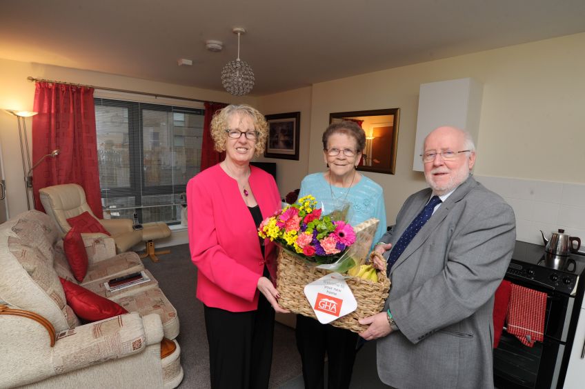 Housing Minister Margaret Burgess opens new Barmulloch homes